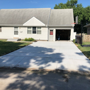 Residential concrete driveway | CR-Menn Concrete | Fremont, Nebraska