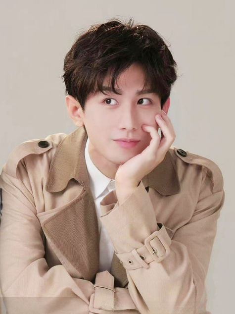 TÍNH CÁCH "ĐỘC LẬP NHẸ NHÀNG" CỦA PHÓ VÂN THÂM