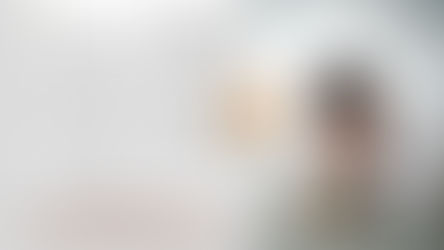 MỖI LẪN GẶP NGƯỜI HÂM MỘ, ANH ẤY ĐỀU LO LẮNG