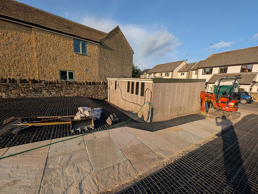 PXL_20250512_180324656