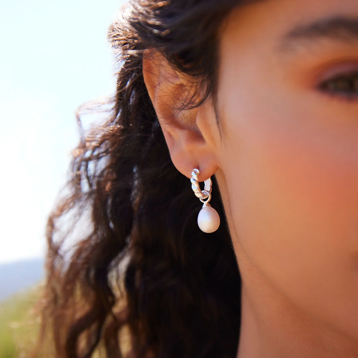 Najo Oval drop earrings