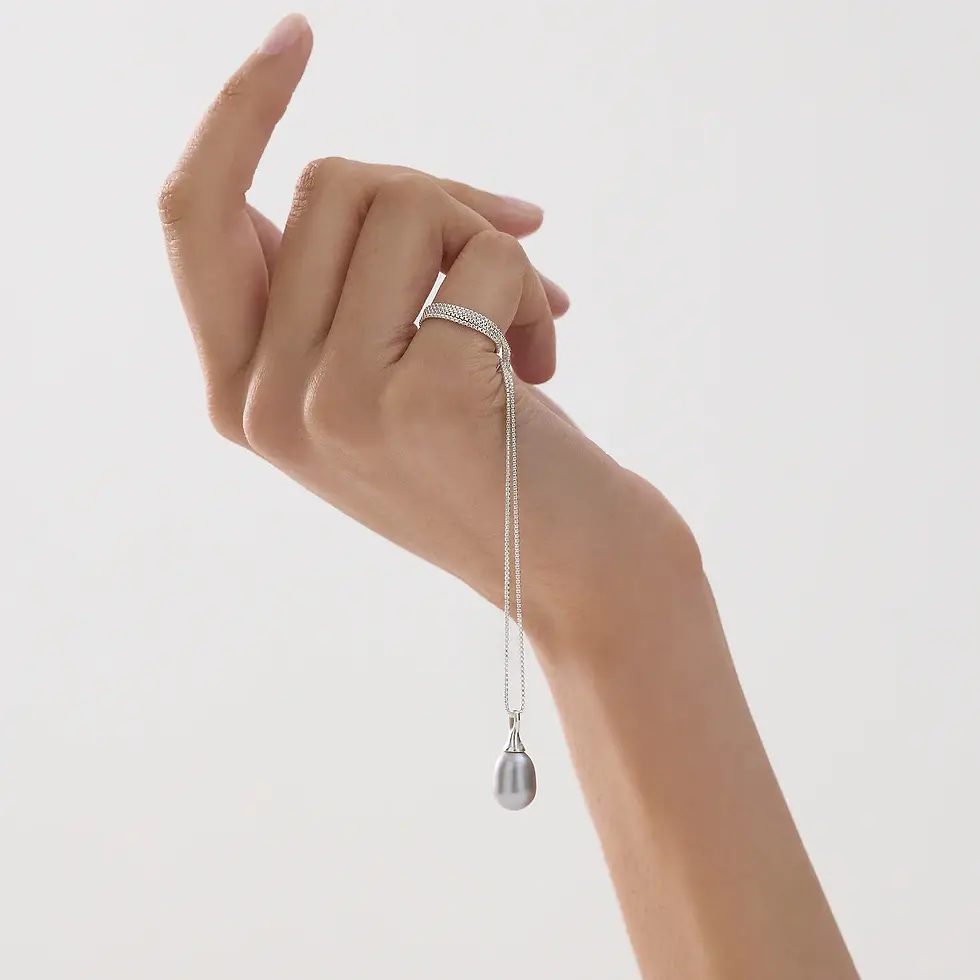 Thumbnail: Najo N7505 Isla Grey Pearl Necklace
