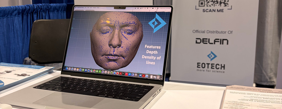 SKINLABS BOOTH PRODUCT DEMONSTRATION