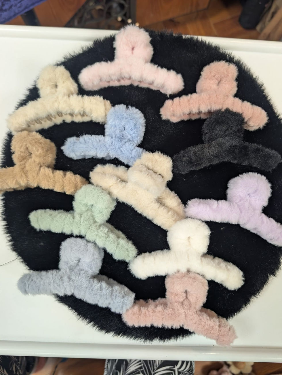 Miniature : Très jolies barrettes à cheveux moumoutes   Existe en 10 couleurs   Forme longue et allongée