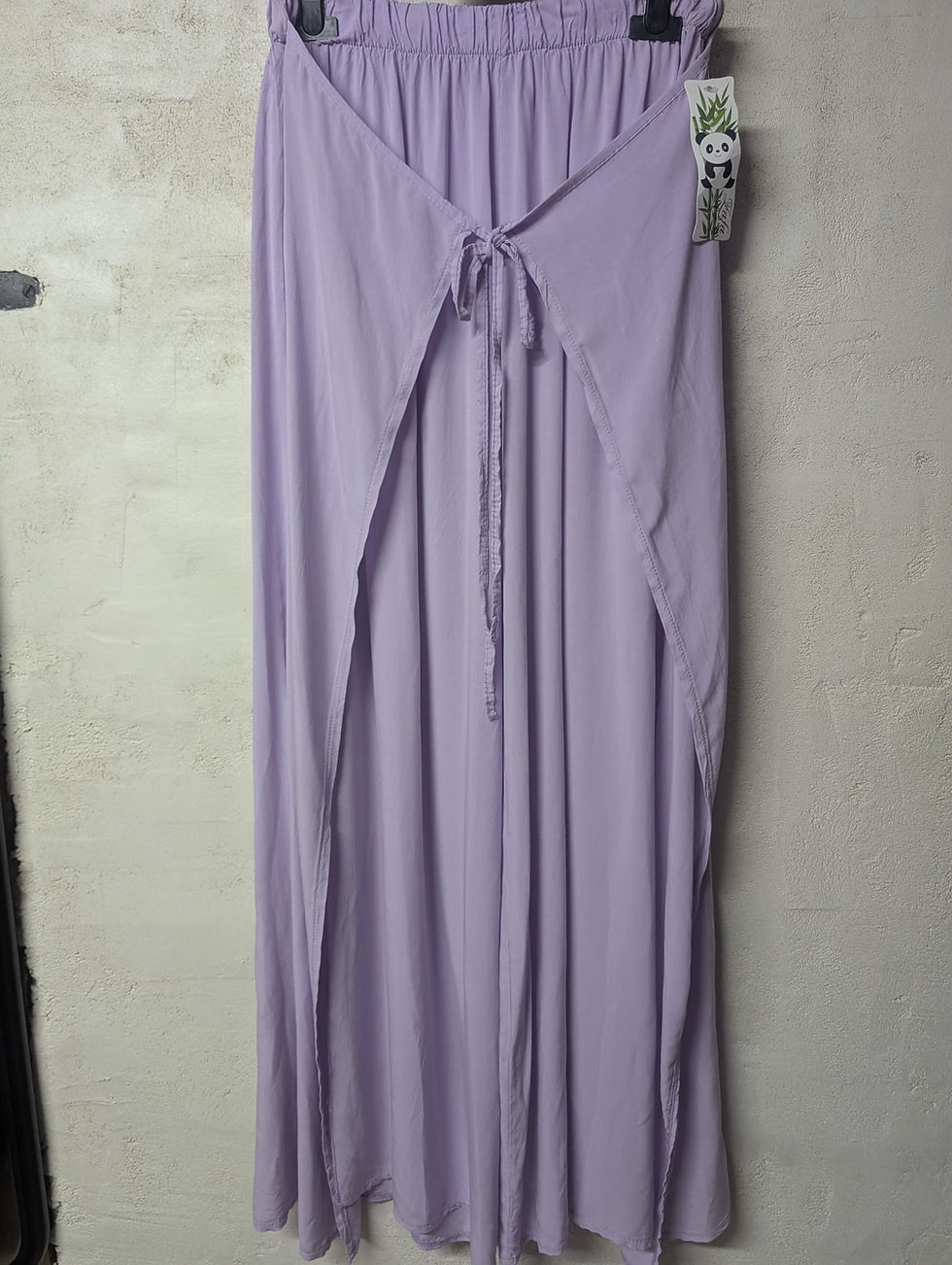 parme Pantalon très fluide et léger, fendu sur les côtés.  Style japonais, magnifique effet  Smoke et cordons ailettes à raba