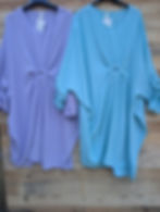 Robe longueur midi (aux genoux) Joli anneau qui donne une forme et un style unique Manches longues qui peuvent se retrousse