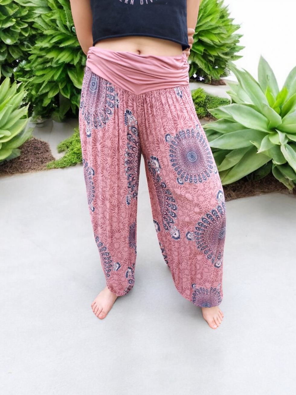 pantalon aladdin rose motifs léger