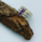 Ring aus Silber kombiniert mit Gelbgold und 3 Amethystcarrés
