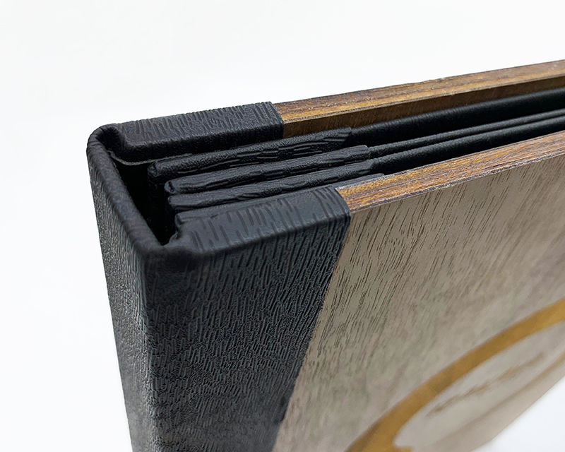 Thumbnail: 內相角木製餐牌(書本型) Fixed Interior WoodenBooklet