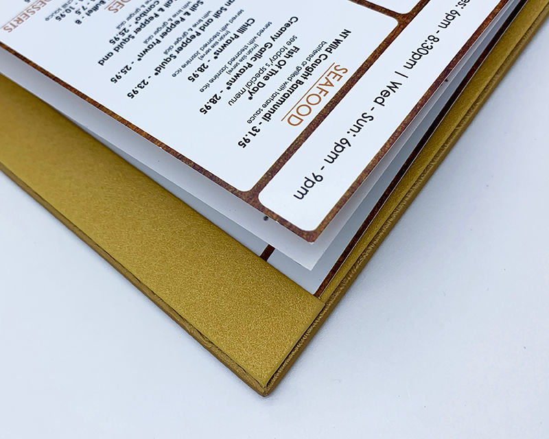 Thumbnail: 裝幀紙製入紙套餐牌 Binding Paper Booklet Menu