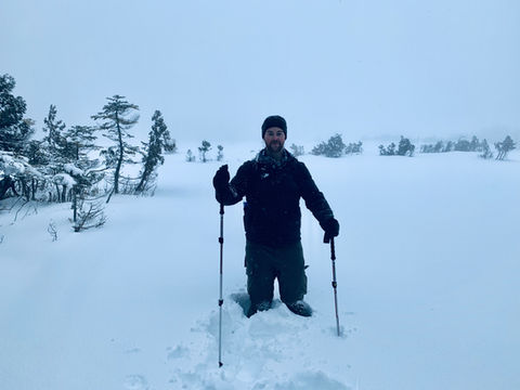 The long & snowy journey to a secret hot spring in Kinunuma