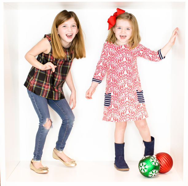 Box Photography Fall Family Photographer North Shore Chicago Photography Wilmette Evanston Winnetka Holiday Christmas Minis Photos 