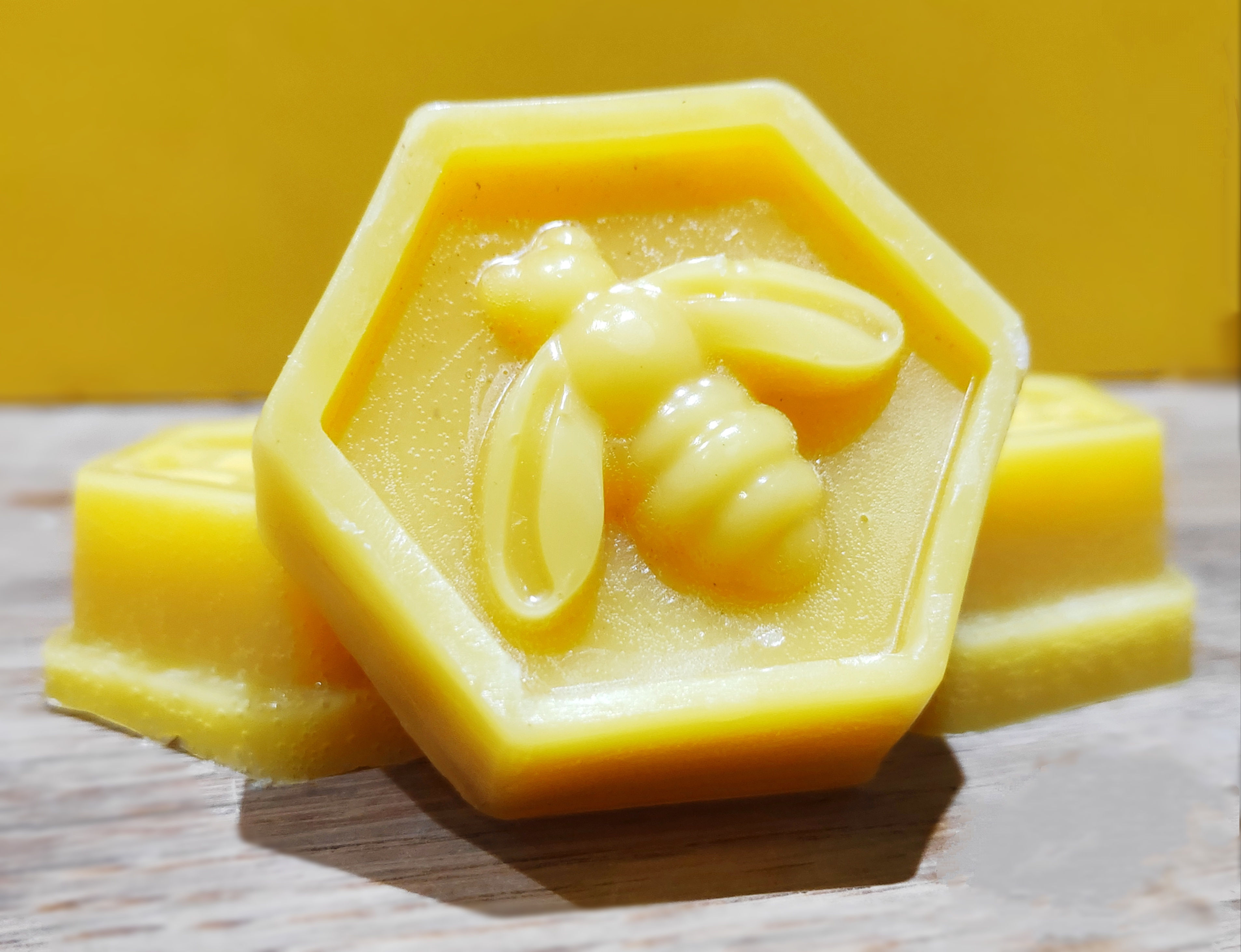 Humble Bee Pure Beeswax 