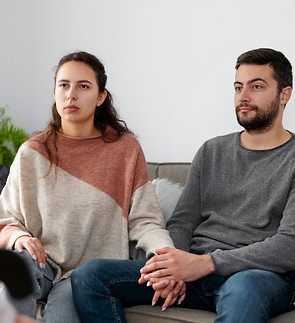 cerrar-pareja-en-terapia.jpg