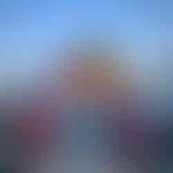 細い橋が弁天岩までつながっている厳島神社・新潟県糸魚川市能生