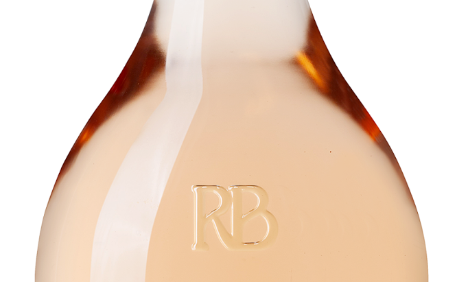 Celebrate Mom with Rosé Wines That Tell a Story