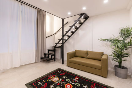 Renovated studio apartment for sale in Nepszinhaz street, district 8, Budapest