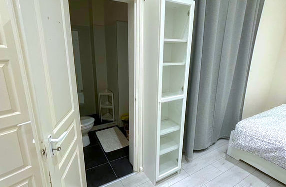 2 bedrooms 2 bathroom apartment for rent in Budapest downtown, district 6