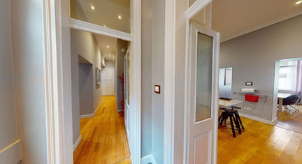 beautiful 2 bedrooms apartment for sale in Paulay Ede street, Budapest