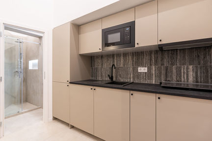 Renovated studio apartment for sale in Nepszinhaz street, district 8, Budapest