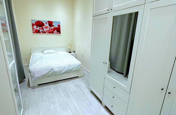 2 bedrooms 2 bathroom apartment for rent in Budapest downtown, district 6