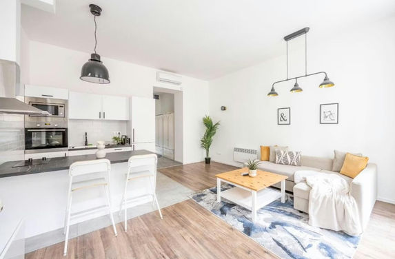 1 bedroom apartment for rent in Bezeredj street, district 8, Budapest