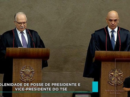 Aplaudido de pé, Moraes afirma que sistema eleitoral brasileiro é ‘orgulho nacional’