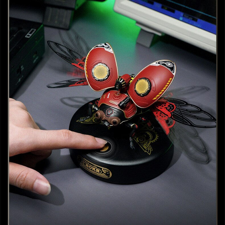 Thumbnail: Reconnaissance Beetle Hand Assembled Model Toy Decompression Punk Ornaments