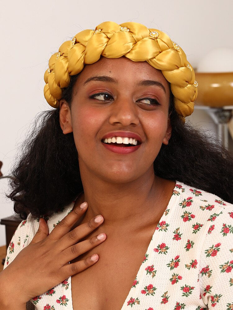 Thumbnail: 2022 Latest Exaggerated big satin twist braid Handmade African Cap Nigerian Wed