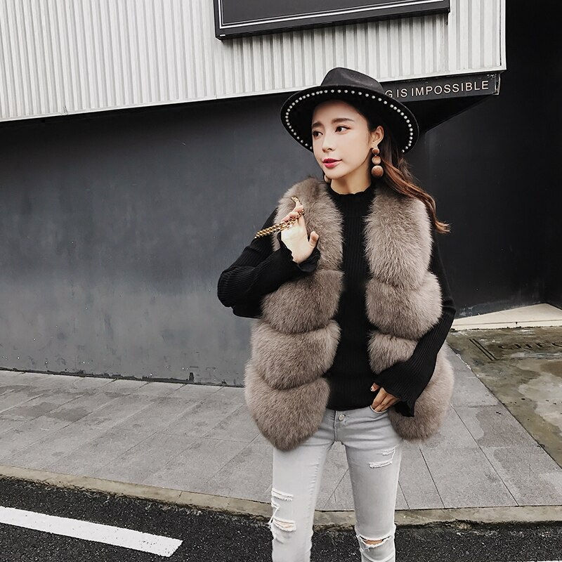 Thumbnail: Real Fur Vest Fox Fur Waistcoat 100% Full Pelt Fashion Sleeveless Woman's Fox F