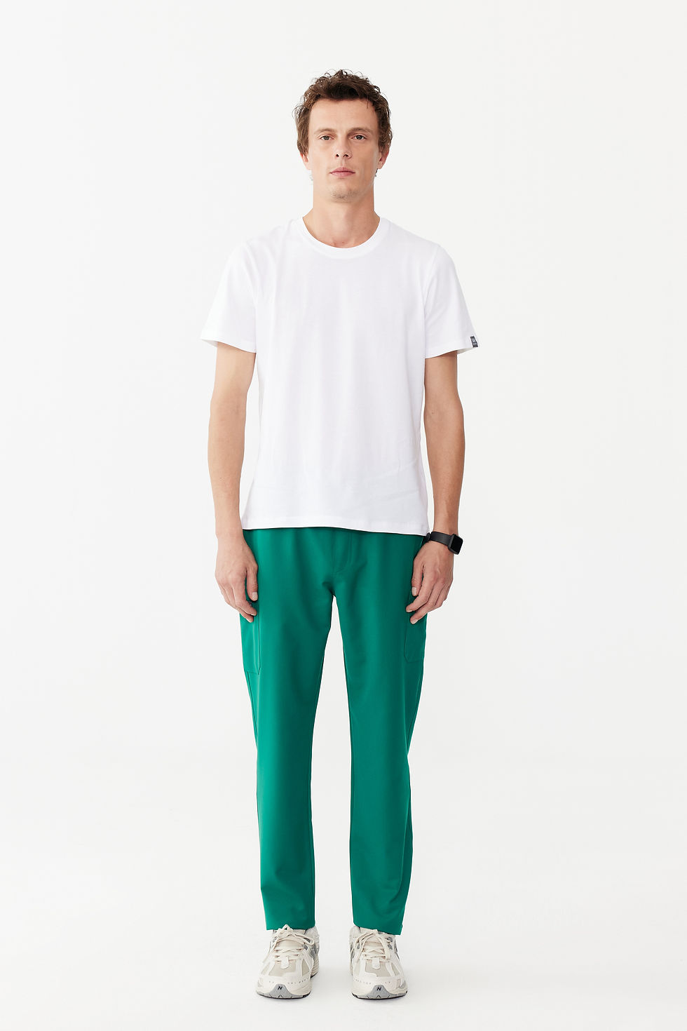 Sar Infinity Core Erkek Yuvarlak Yaka Tişört tam boy önden görünüm