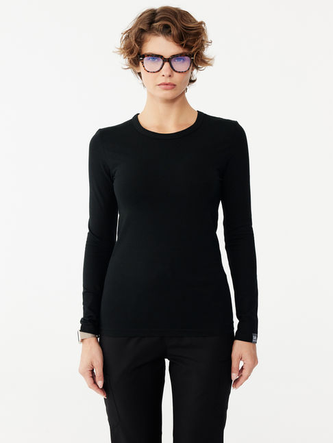 Cascara siyah pamuklu underscrub body – uzun kollu medikal üst, ön görünüm