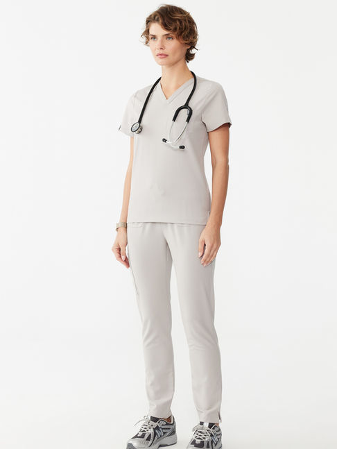Sar Infinity Genom Açık Gri Kadın Scrubs Takım steteskop ile önden görünüm