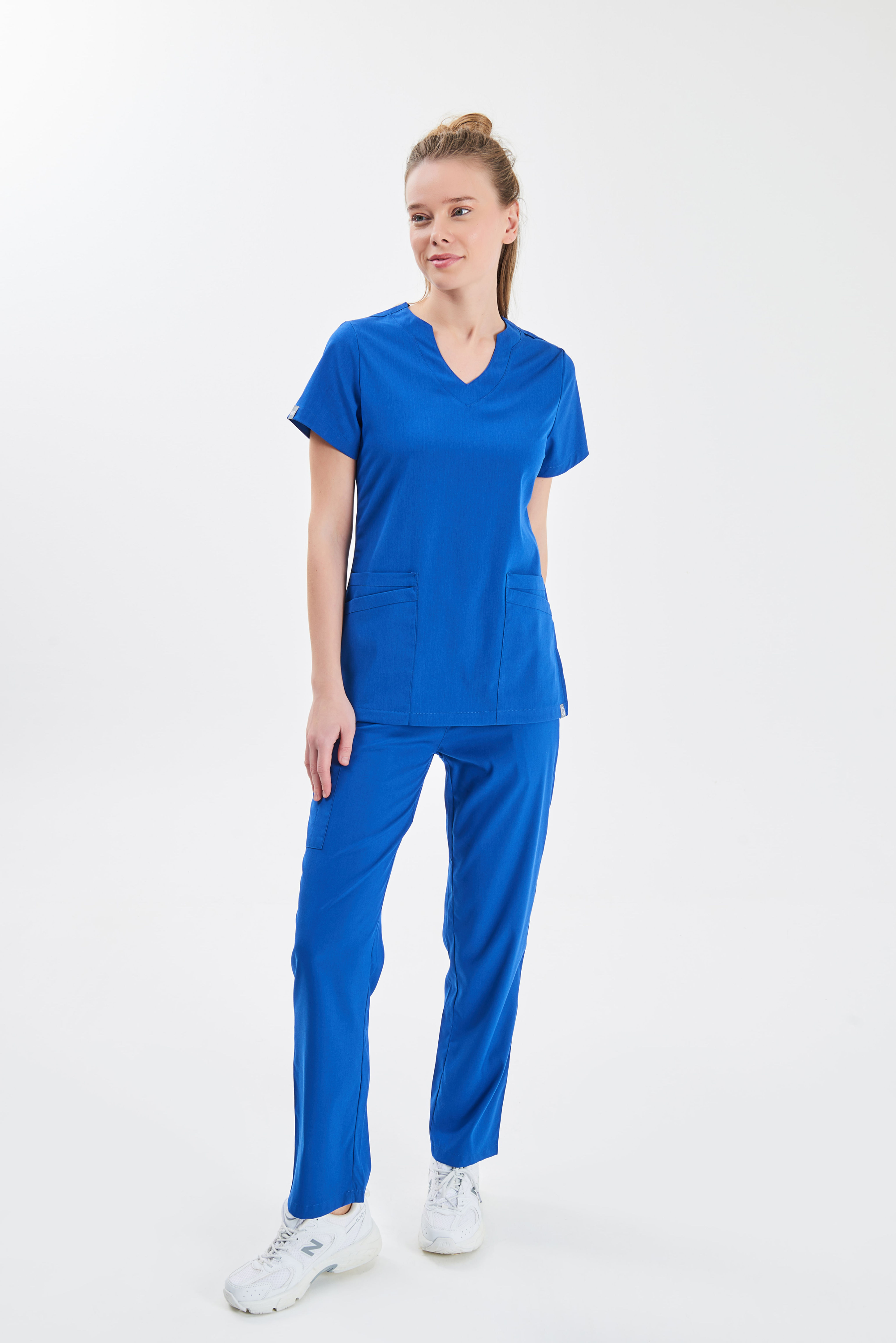Aura - Saks Mavi Kadın Üniforma Takım(Üst:Aura Üniforma -Alt:Iconic Pantolon)