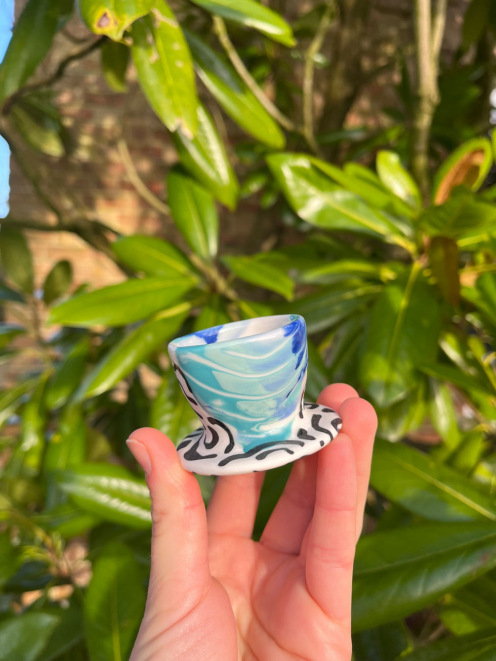 Thumbnail: Deep blue egg cup