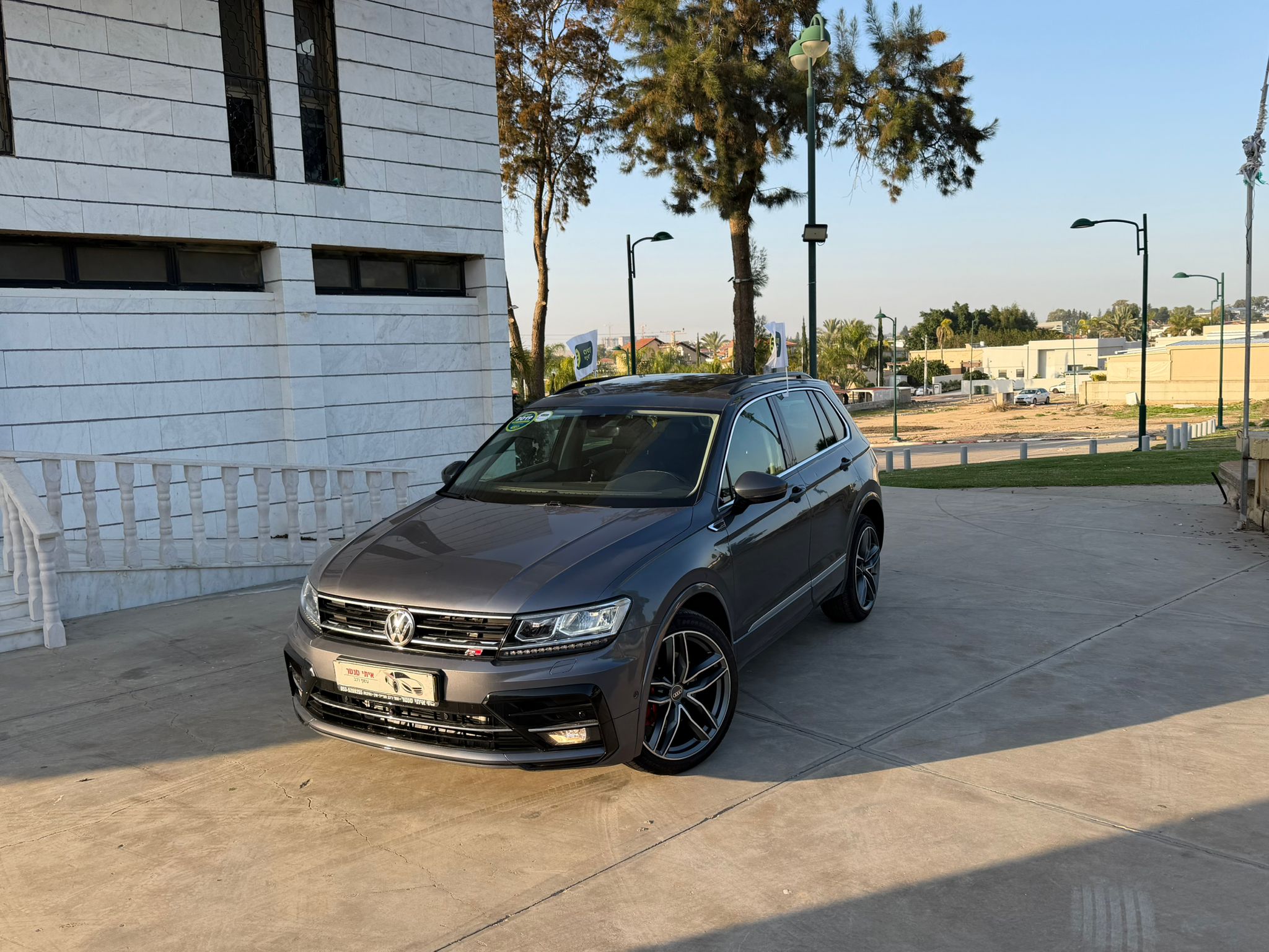 תמונות רכב פולקסווגן TIGUAN