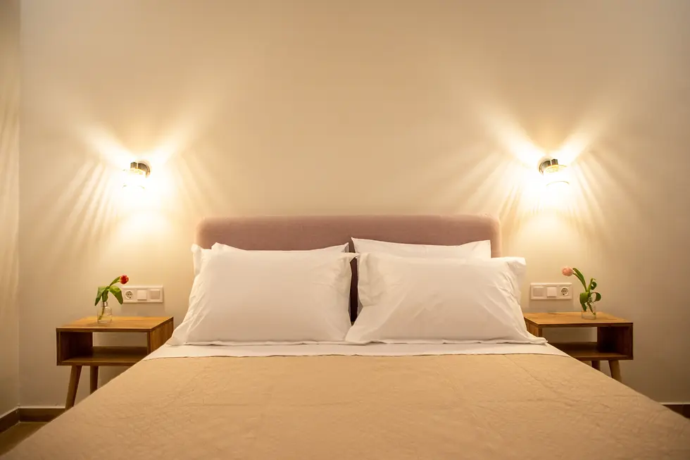 Axiotou-house-II-bedroom-i.webp