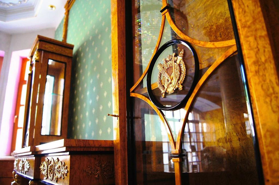 Мебель в стиле "русский ампир".