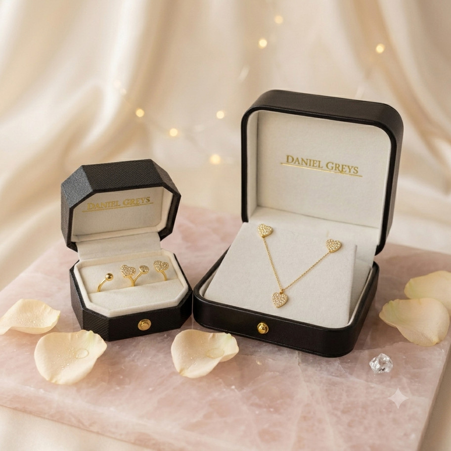 ORECCHINI A FORMA DI CUORE IN ORO GIALLO CON DIAMANTI JOHN OLIVER GIOIELLERIA FIRENZE