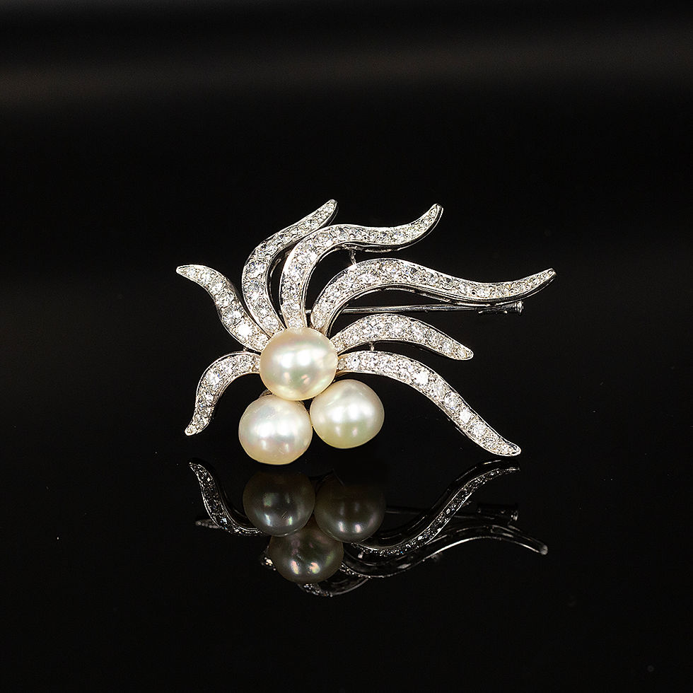 SPILLA ANNI 50 IN ORO BIANCO DIAMANT E PERLE CON MOTIVI DI ISPIRAZIONE FLOREALE JOHN OLIVER GIOIELLERIA FIRENZE