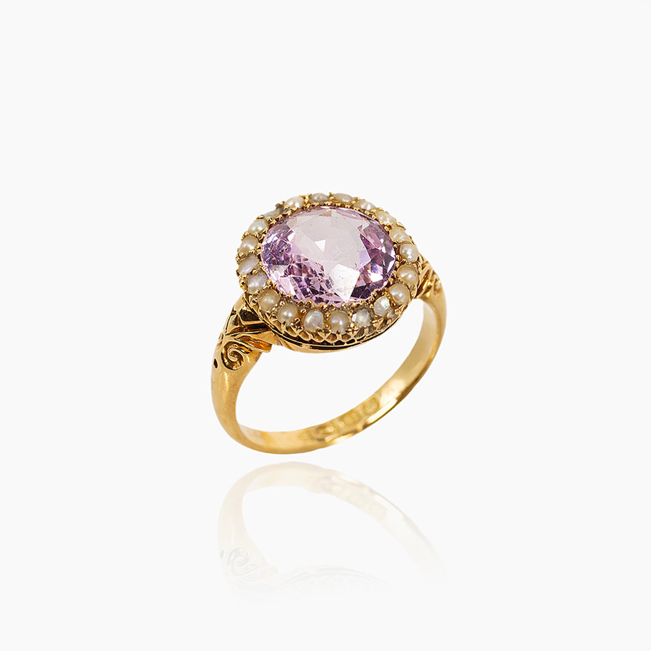 ANELLO IN ORO CON PIETRA ROSA DI FRANCIA E PERLE JOHN OLIVER GIOIELLERIA FIRENZE