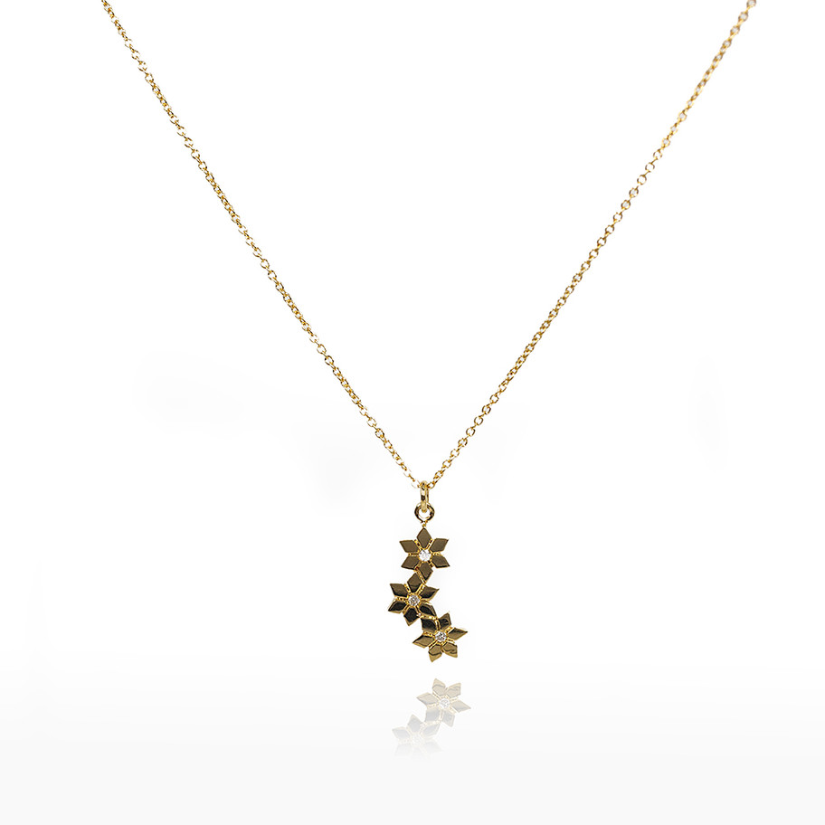collana in oro giallo con fiorellini e diamanti John Oliver gioielleria firenze