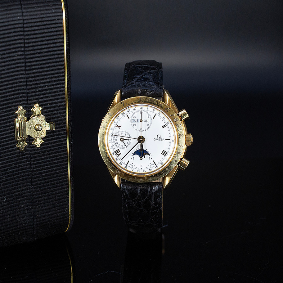 VINTAGE OMEGA MOONPHASE WATCH IN YELLOW GOLD FLORENCE MAN WATCH
