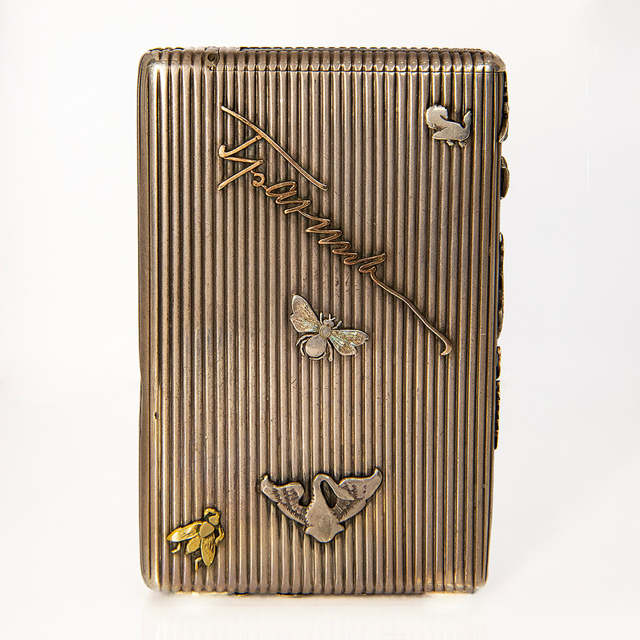 PORTASIGARETTE SCULTURA FIRMATO FABERGÉ ORAFO SCULTORE I CUI LAVORI SONO CONSIDERATI OPERE D'ARTE OGGETTO DA COLLEZIONISMO