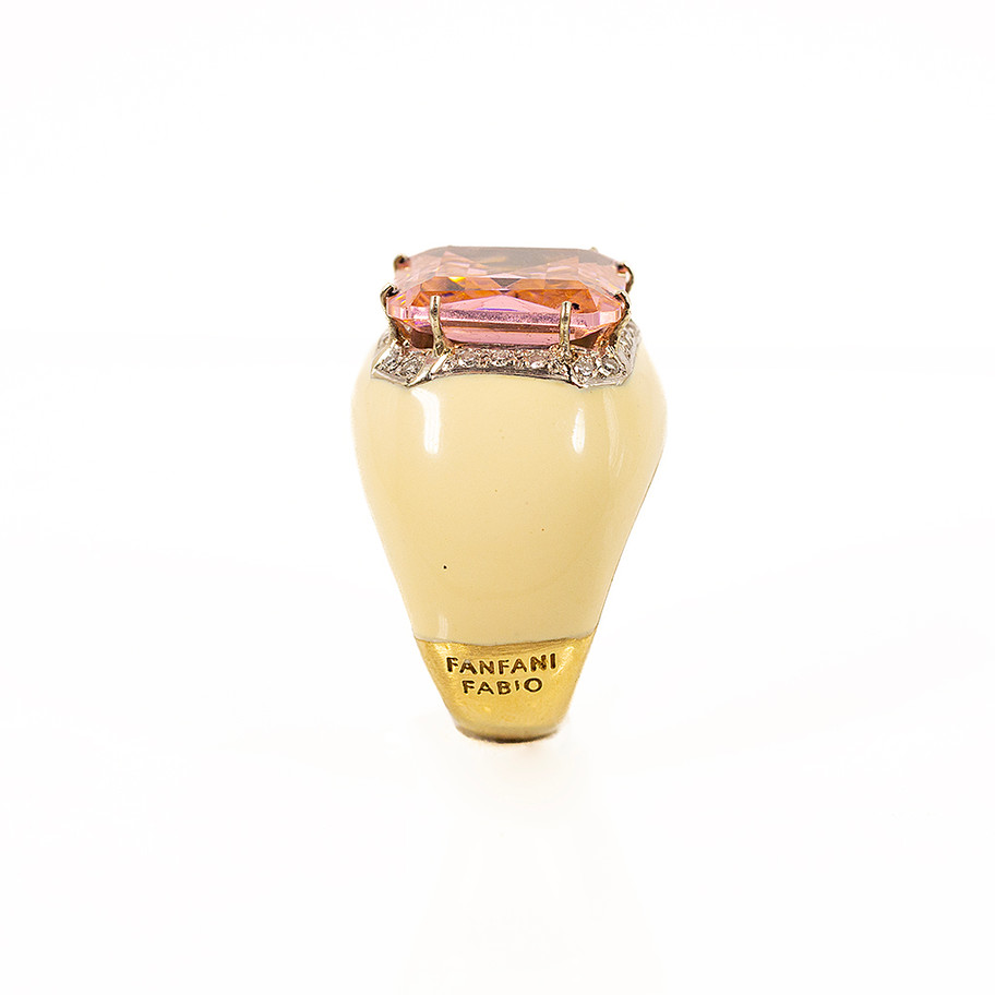 ANELLO IN ORO GIALLO E ARGENTO CON SMALTO E PIETRA MORGANITE DI FABIO FANFANI JOHN OLIVER GIOIELLERIA FIRENZE