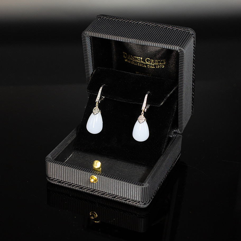 PENDANT EARRINGS IN WHITE GOLD WITH DROP SHAPE CALCEDONIO STONE
