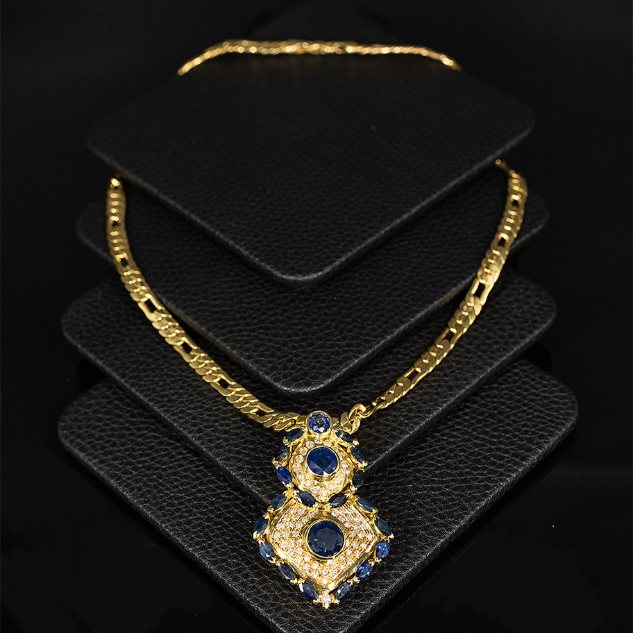 collier in oro giallo con diamanti e zaffiri John Oliver gioielleria firenze