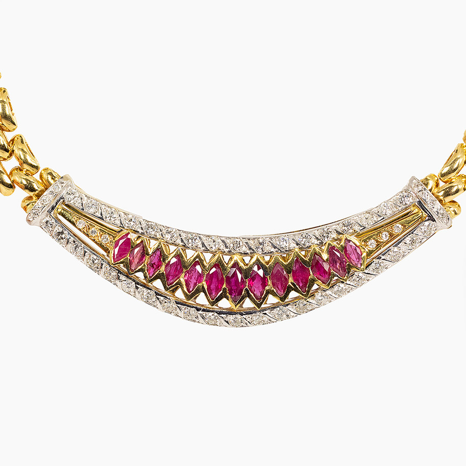 collier in oro giallo e bianco con diamanti e rubini John Oliver gioielleria firenze
