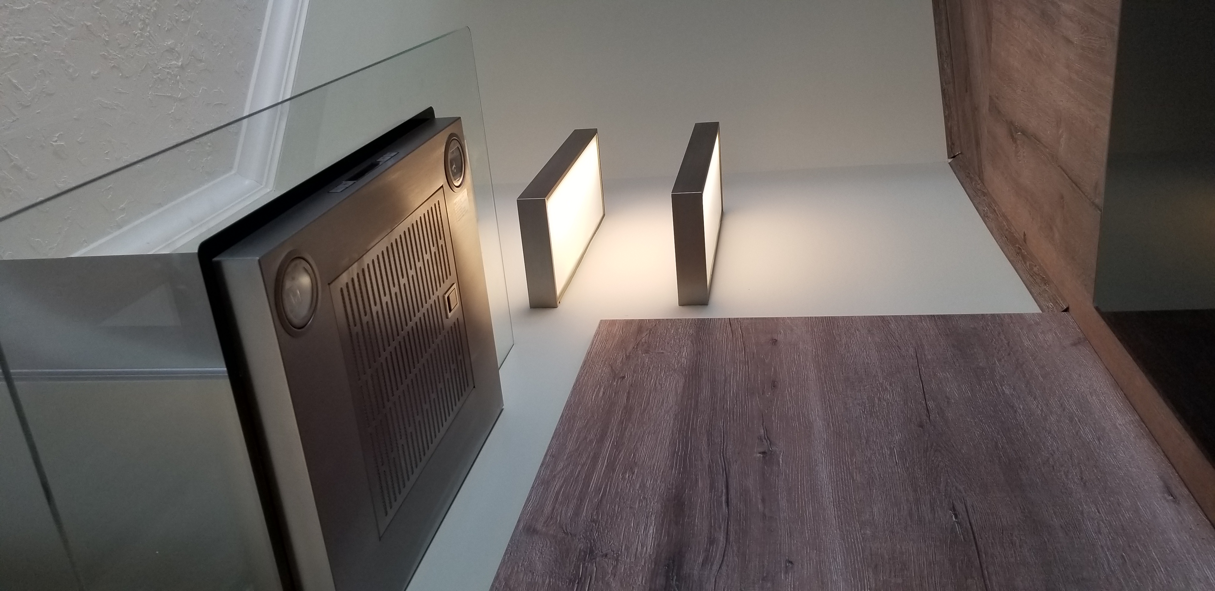 lighting shelves for modern kitchen