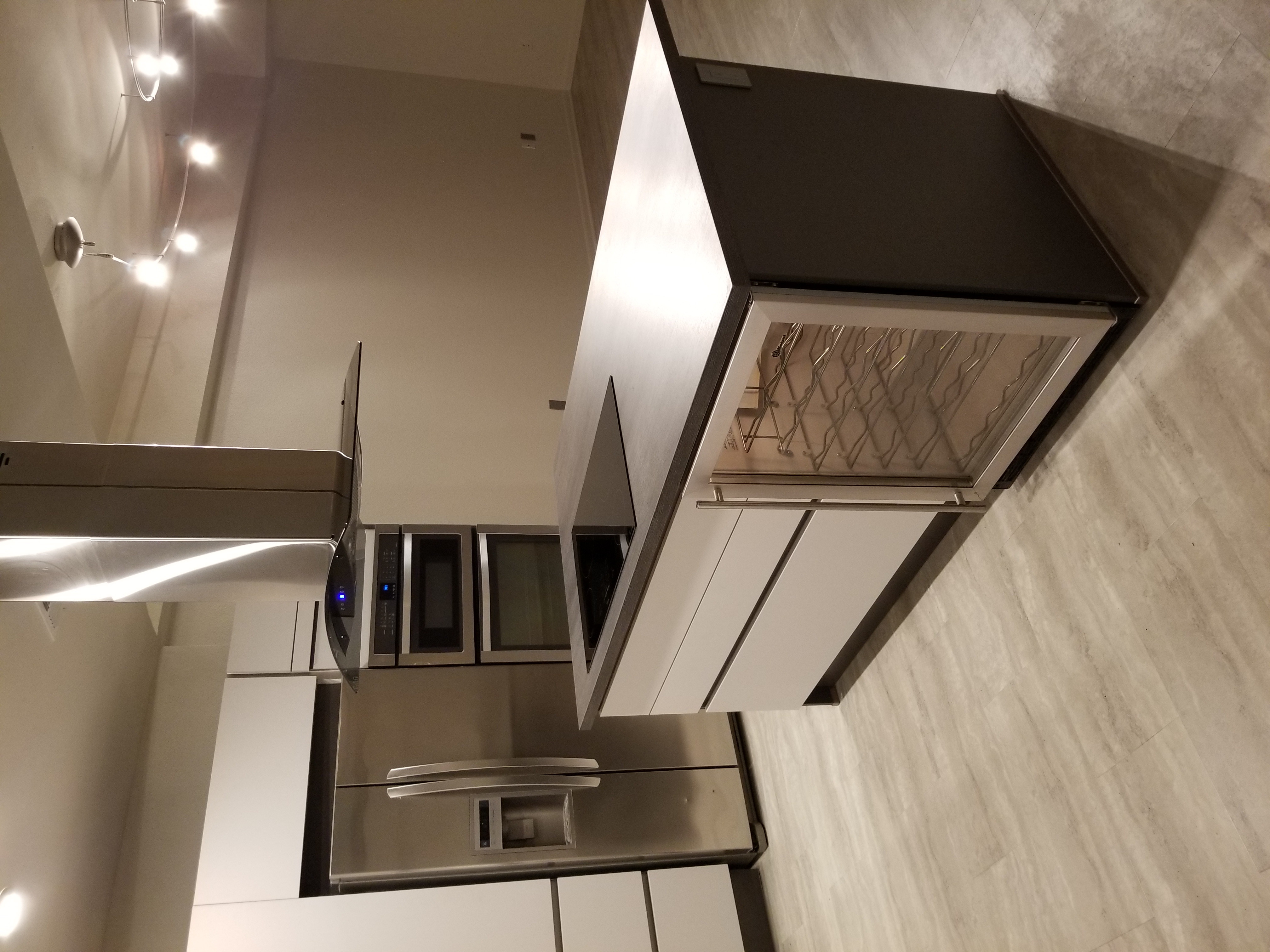Modern kitchen cabinets for Houston